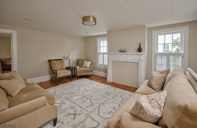 73 N Main St, Cranbury Twp., NJ 08512