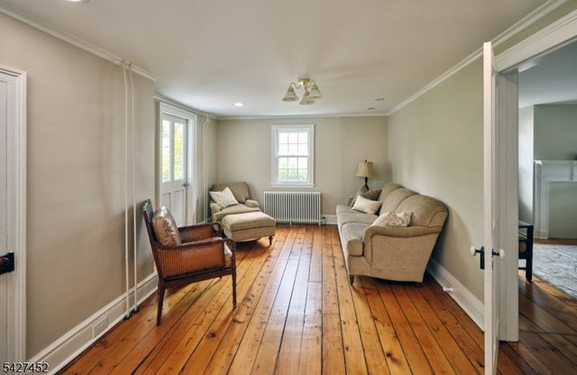 73 N Main St, Cranbury Twp., NJ 08512