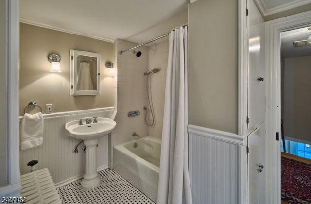 73 N Main St, Cranbury Twp., NJ 08512