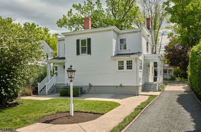 73 N Main St, Cranbury Twp., NJ 08512