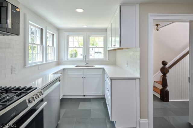 73 N Main St, Cranbury Twp., NJ 08512
