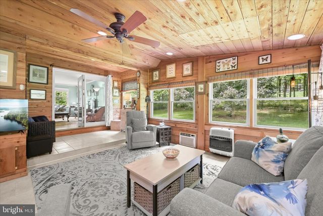 2319 BRADDOCK RD, Woodbine, MD 21797