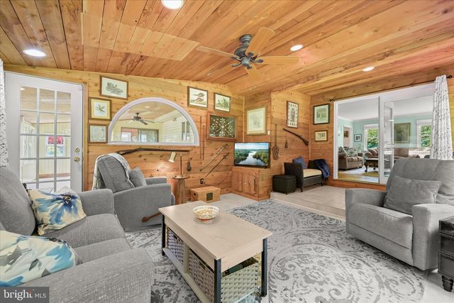2319 BRADDOCK RD, Woodbine, MD 21797