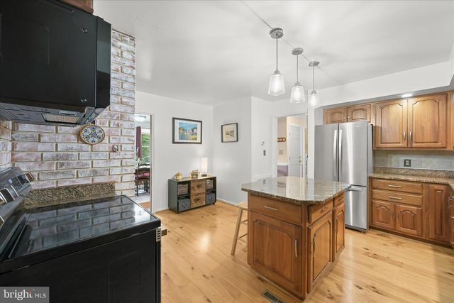 2319 BRADDOCK RD, Woodbine, MD 21797