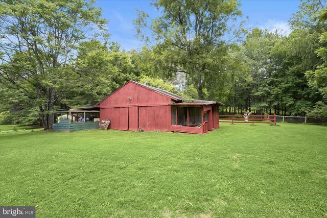 2319 BRADDOCK RD, Woodbine, MD 21797
