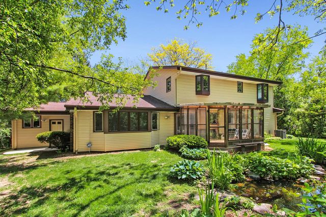 4657 114th STREET, Greenfield, WI 53228
