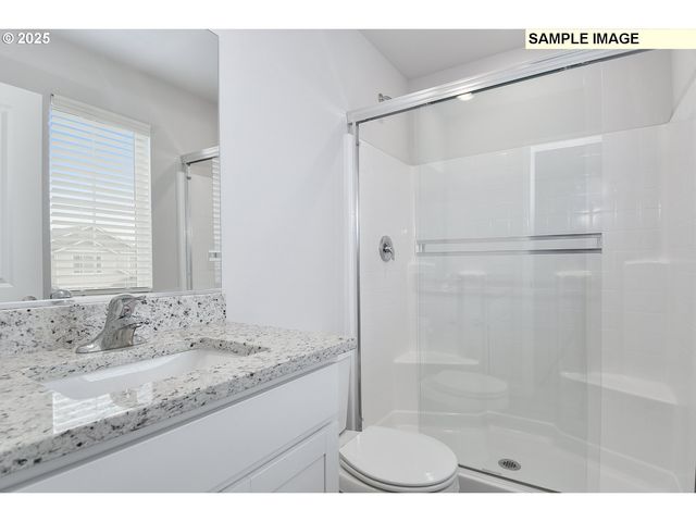 1251 PARKSIDE Ave, Woodburn, OR 97071