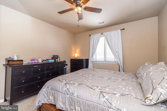 906 DOGWOOD CT, Lansdale, PA 19446