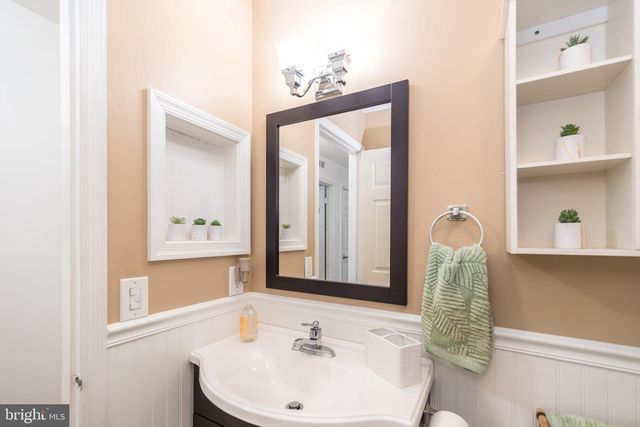 906 DOGWOOD CT, Lansdale, PA 19446