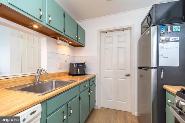 906 DOGWOOD CT, Lansdale, PA 19446