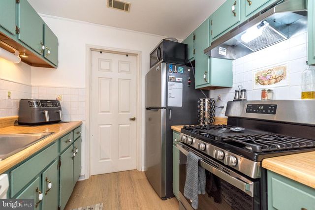 906 DOGWOOD CT, Lansdale, PA 19446