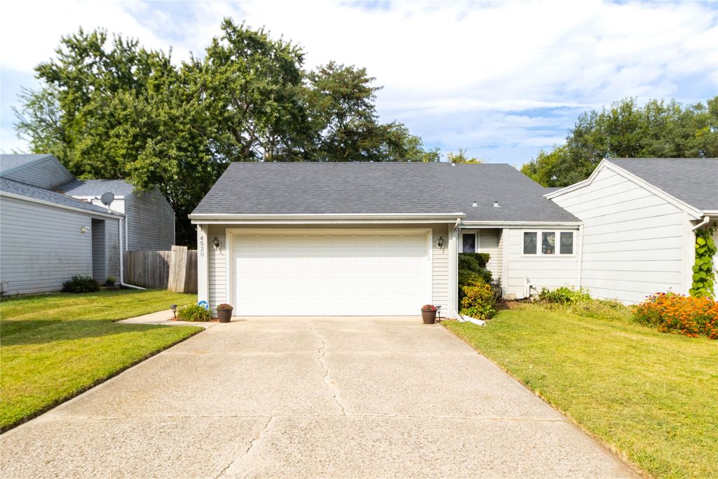 4520 51st Street, Des Moines, IA 50310