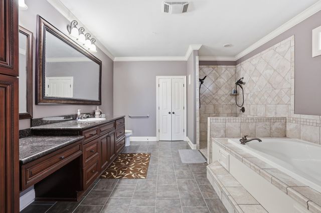 214 Exeter Run, Houma, LA 70360