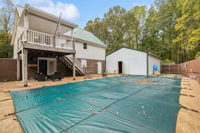 207 Robinson Dr, Dickson, TN 37055