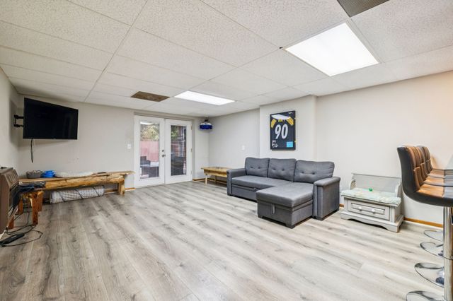 207 Robinson Dr, Dickson, TN 37055