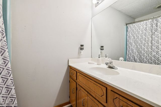 207 Robinson Dr, Dickson, TN 37055