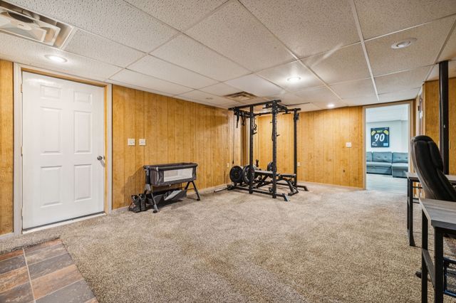 207 Robinson Dr, Dickson, TN 37055