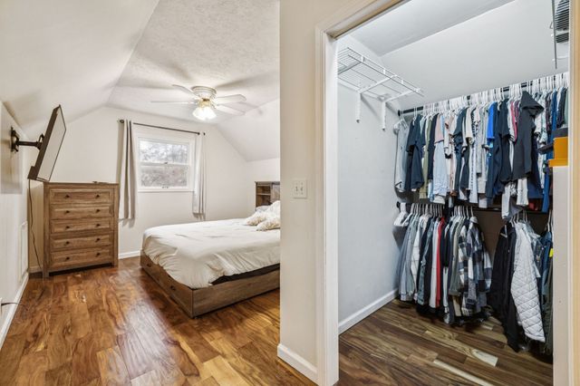 207 Robinson Dr, Dickson, TN 37055