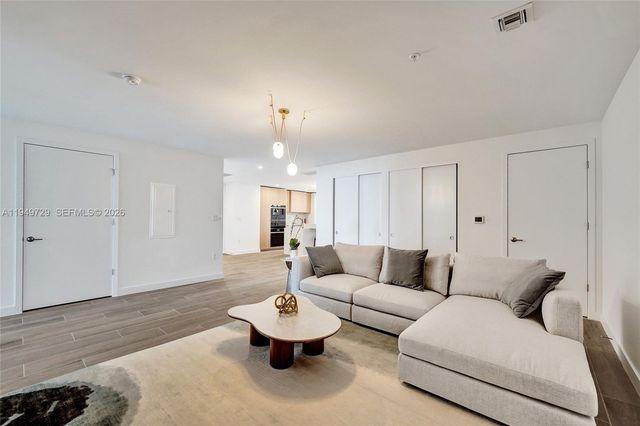 900 N Ocean Blvd 1904, Pompano Beach, FL 33062