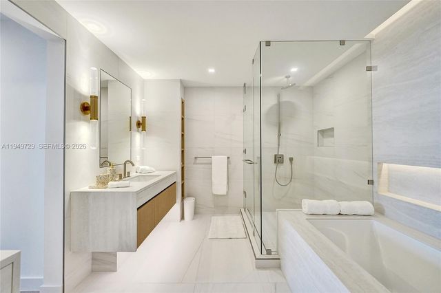 900 N Ocean Blvd 1904, Pompano Beach, FL 33062