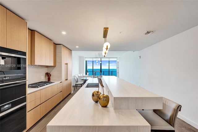 900 N Ocean Blvd 1904, Pompano Beach, FL 33062