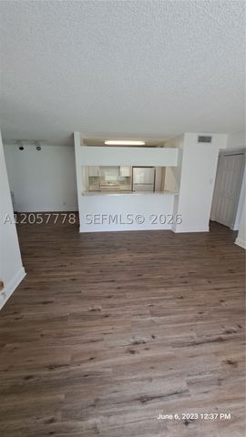 15770 SW 106th Ter 104, Miami, FL 33196