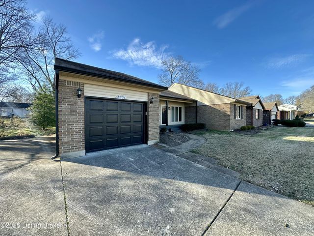 8806 Tranquil Valley Ln, Jeffersontown, KY 40299