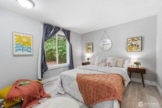 25120 SE 14th Street, Sammamish, WA 98075