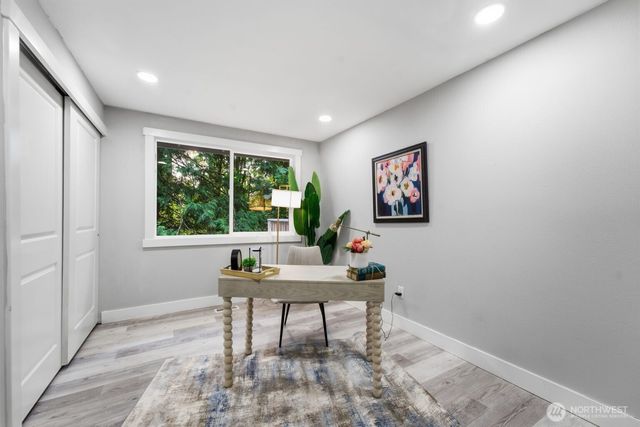 25120 SE 14th Street, Sammamish, WA 98075