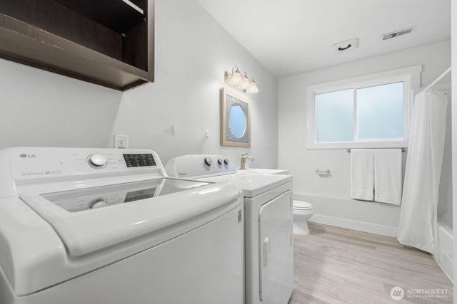 25120 SE 14th Street, Sammamish, WA 98075