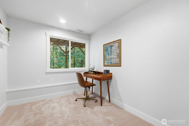 25120 SE 14th Street, Sammamish, WA 98075