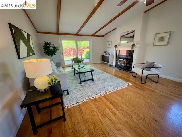 901 Helix Dr, Concord, CA 94518