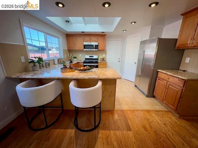 901 Helix Dr, Concord, CA 94518