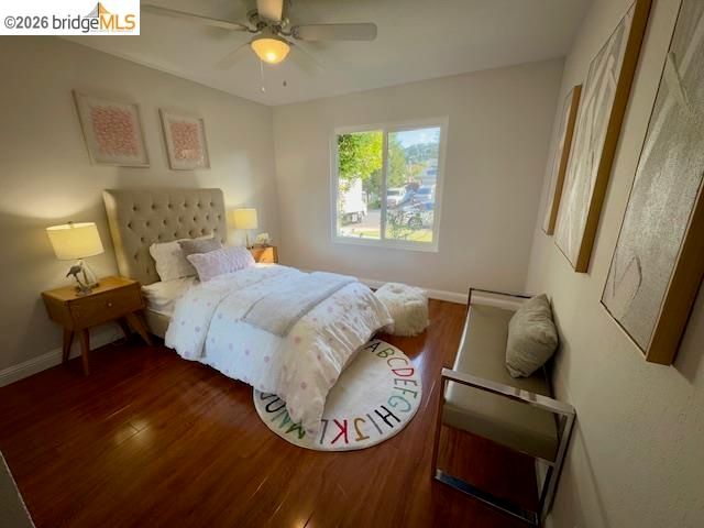 901 Helix Dr, Concord, CA 94518