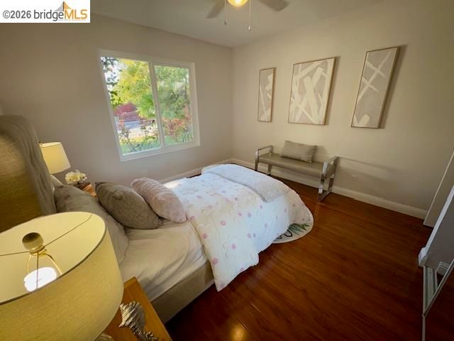 901 Helix Dr, Concord, CA 94518