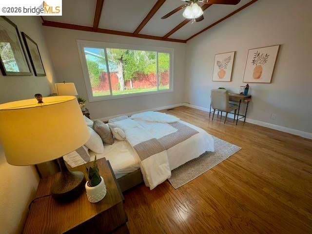 901 Helix Dr, Concord, CA 94518