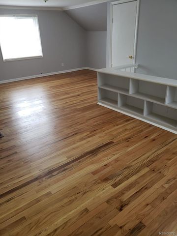2099 Cleveland Avenue, Lincoln Park, MI 48146