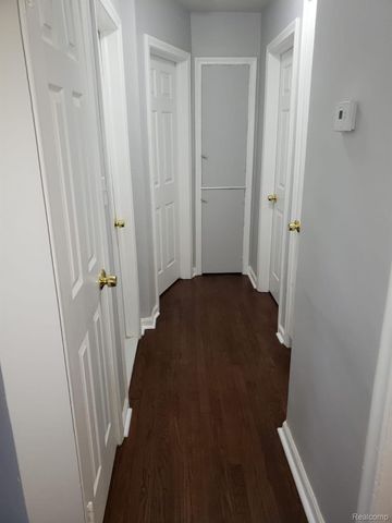 2099 Cleveland Avenue, Lincoln Park, MI 48146