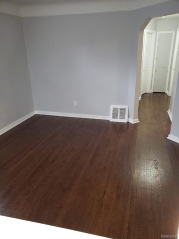 2099 Cleveland Avenue, Lincoln Park, MI 48146