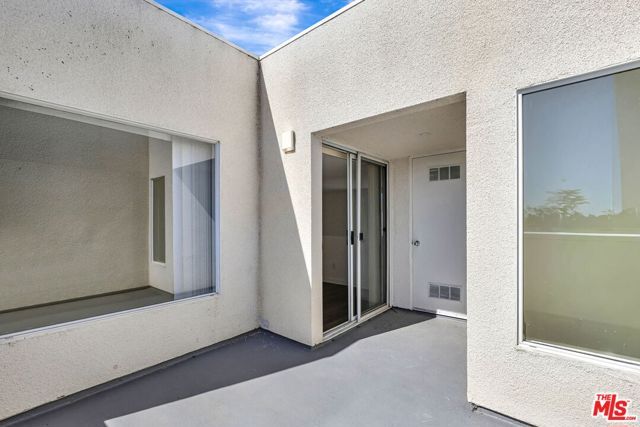 811 21st Street 2, Santa Monica, CA 90403