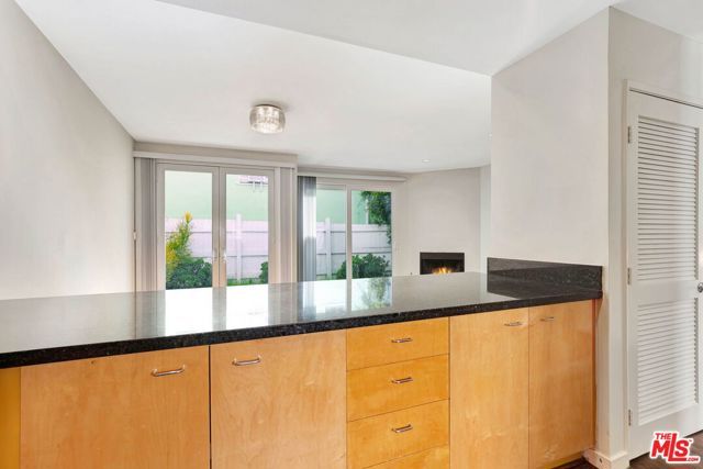 811 21st Street 2, Santa Monica, CA 90403