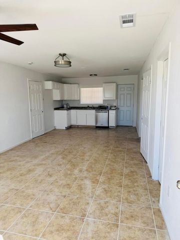 1863 Cypress Lane, Landers, CA 92285