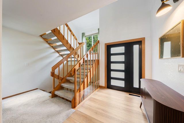1730 N BRIARCLIFF DRIVE, Appleton, WI 54915