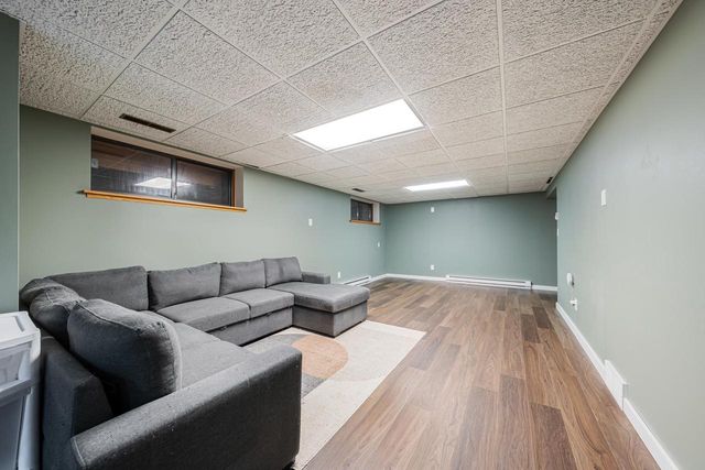 1730 N BRIARCLIFF DRIVE, Appleton, WI 54915