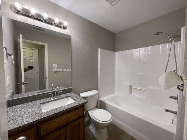 2504 Buffalo Run, Burleson, TX 76028