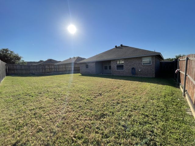 2504 Buffalo Run, Burleson, TX 76028