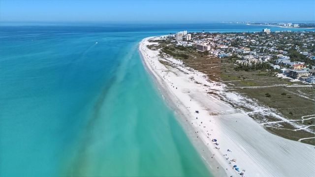 5448 AZURE WAY, Sarasota, FL 34242