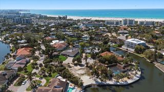 5448 AZURE WAY, Sarasota, FL 34242