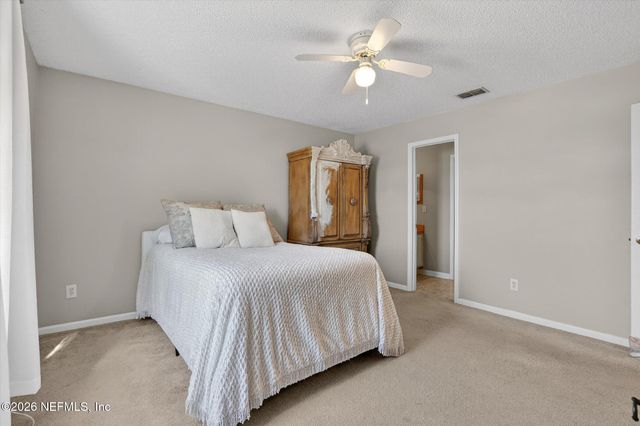 3000 WAVERING Lane, Middleburg, FL 32068