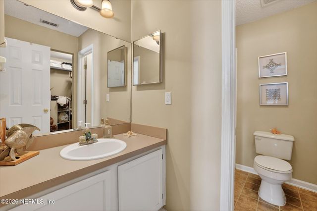 3000 WAVERING Lane, Middleburg, FL 32068